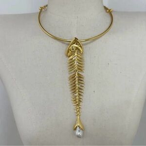 Schiaparelli Inspired Yellow Gold Fishbone Necklace with Pearl Accent